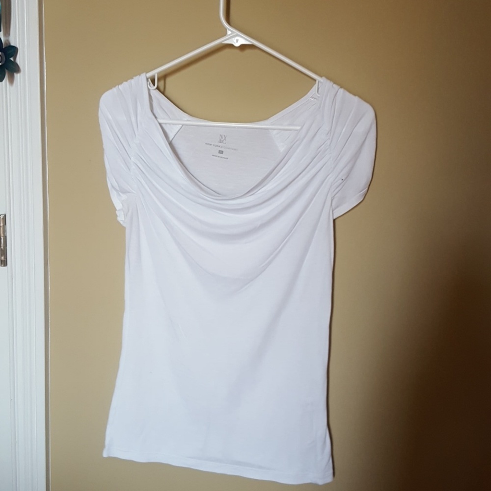 White shirt !
